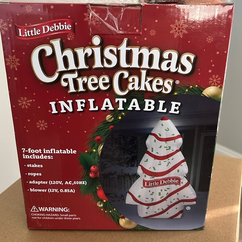 Little Debbie 7’ Christmas Tree Cakes Inflatable Blow Up Yard Decoration NEW